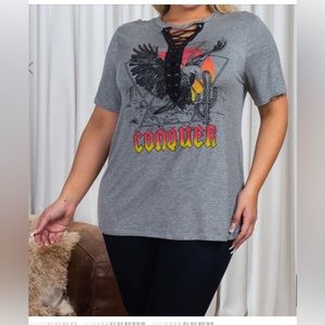 NWOT Janette Plus Grey Laced Up Neckline short sleeves Graphic Tee shirt Y2K